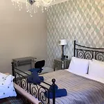 Hotell Brookfield House *