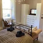 Hotell Brookfield House *