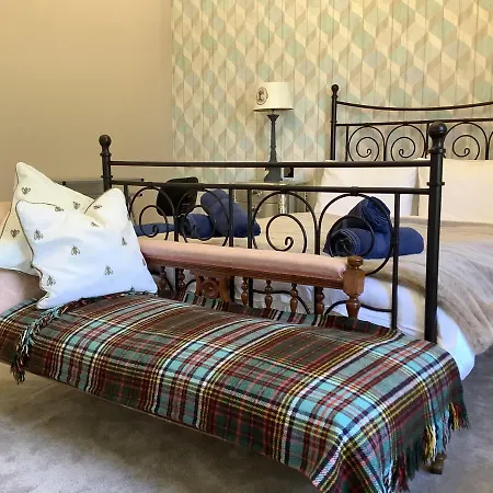 Homestay Brookfield House *