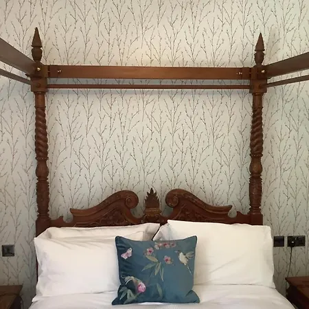 Homestay Brookfield House *